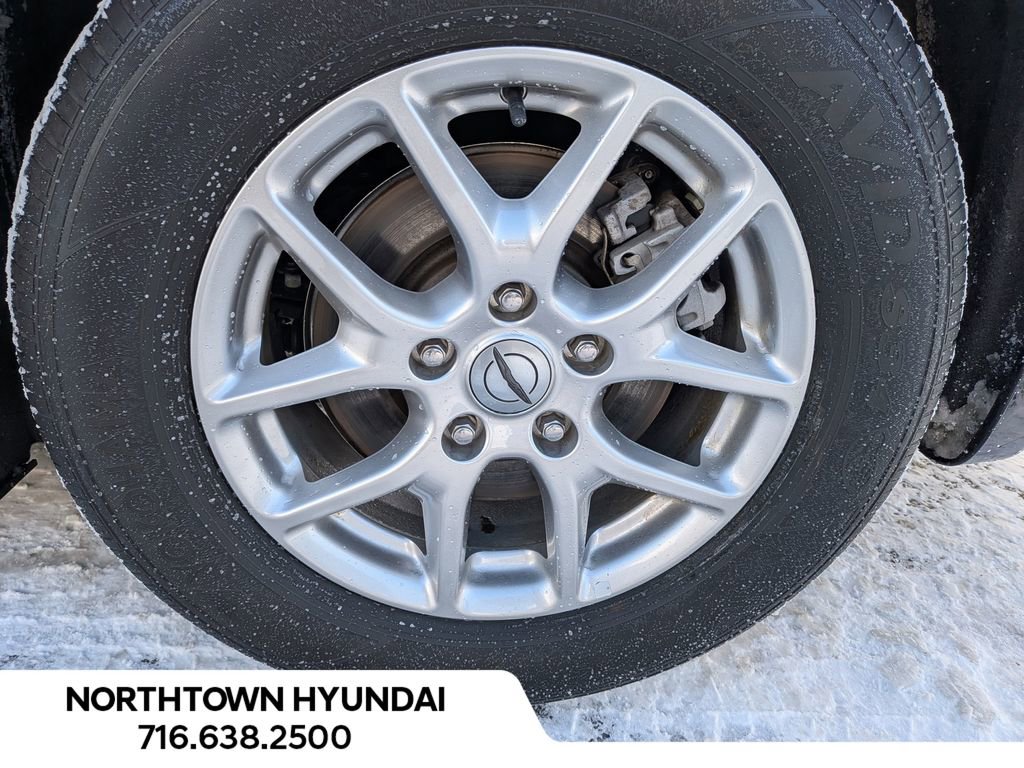 Used 2024 Chrysler Pacifica Touring-L image 43