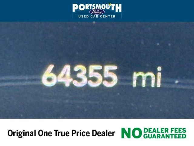 Used 2023 Chrysler Pacifica Touring-L image 17