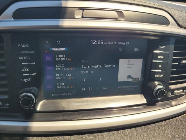 Used 2019 Kia Sorento EX w/ EX Touring Package FWD image 23