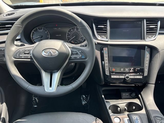 Used 2023 INFINITI QX50 Luxe AWD/4WD image 21