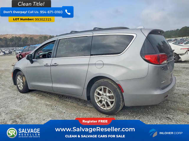 Used 2020 Chrysler Voyager Lxi FWD image 3