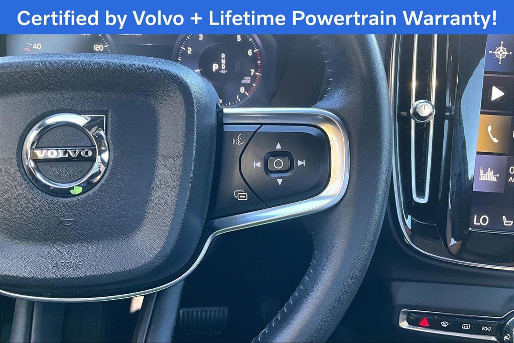 Used 2020 Volvo XC40 T5 Momentum w/ Protection Package Premier image 27
