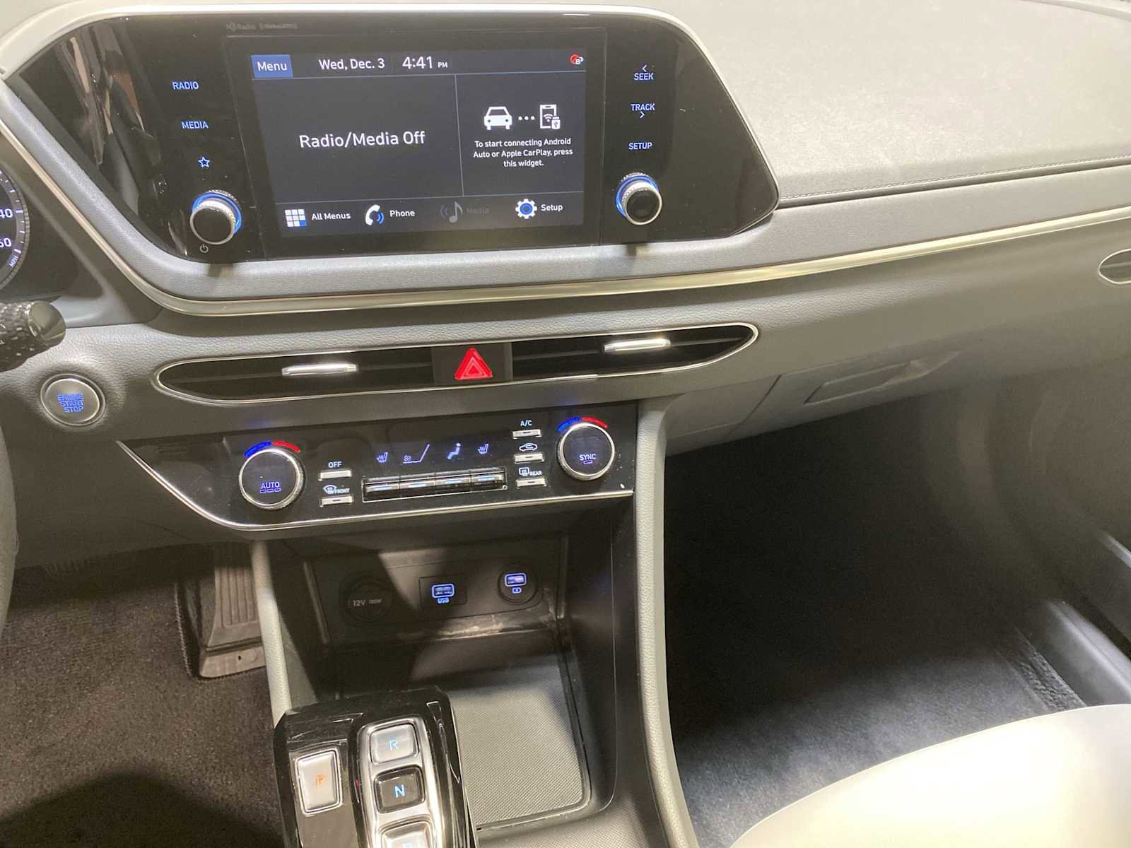 Used 2022 Hyundai Sonata SEL w/ Preferred Accessory Package image 16