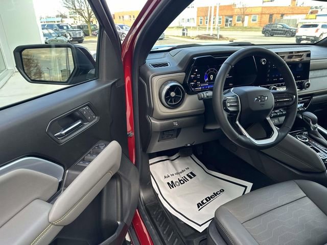 Used 2026 Chevrolet Colorado ZR2 w/ Technology Package image 14