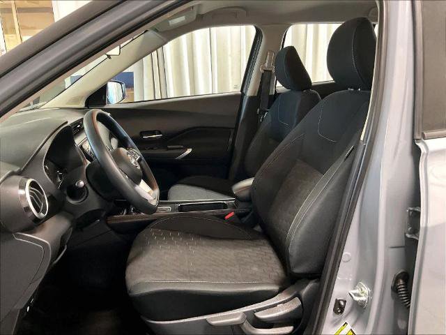 Certified 2024 Nissan Kicks SV FWD image 10