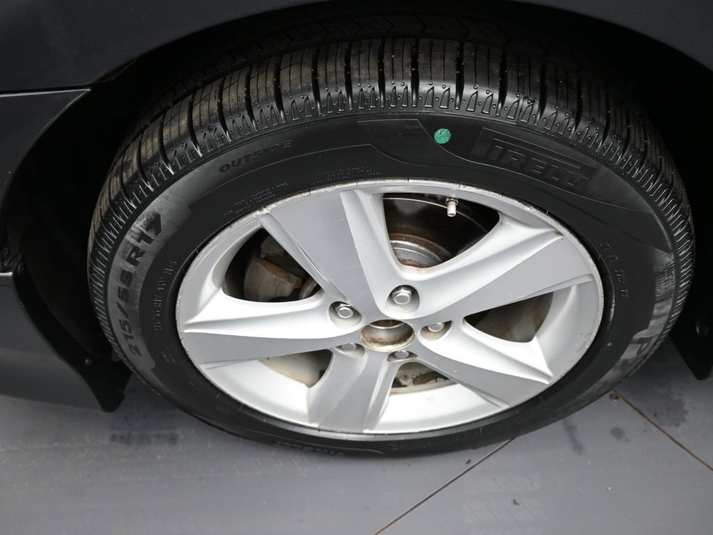 Used 2011 Toyota Camry SE image 14