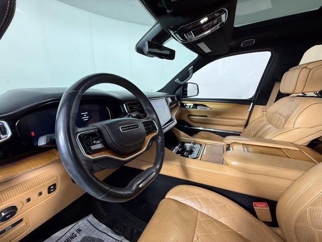 Used 2022 Jeep Grand Wagoneer Series III w/ Rear Seat Video Group 1 AWD/4WD image 68