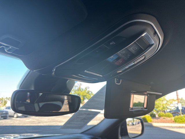 Used 2024 Jeep Grand Cherokee L Laredo image 14