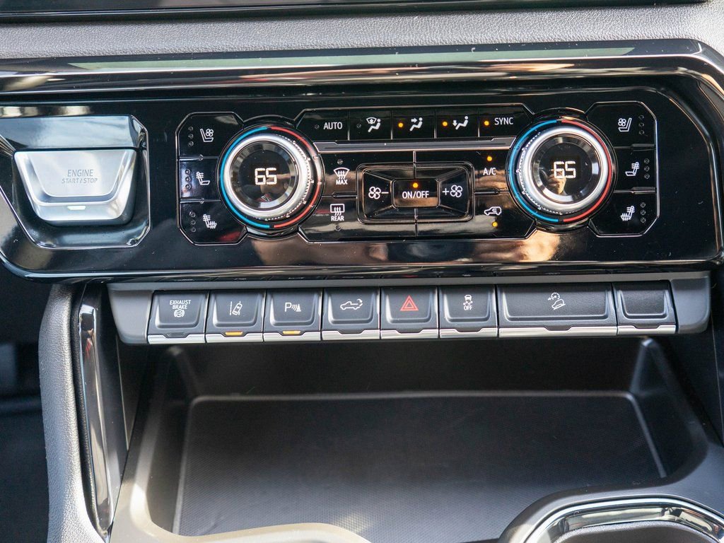 Used 2025 GMC Sierra 3500 AT4 w/ Technology Package image 27