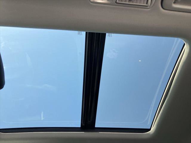 Certified 2024 Toyota Grand Highlander AWD image 25