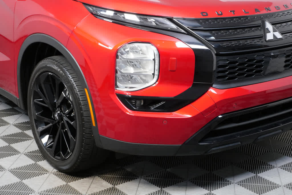 Used 2024 Mitsubishi Outlander SEL Black Edition image 35