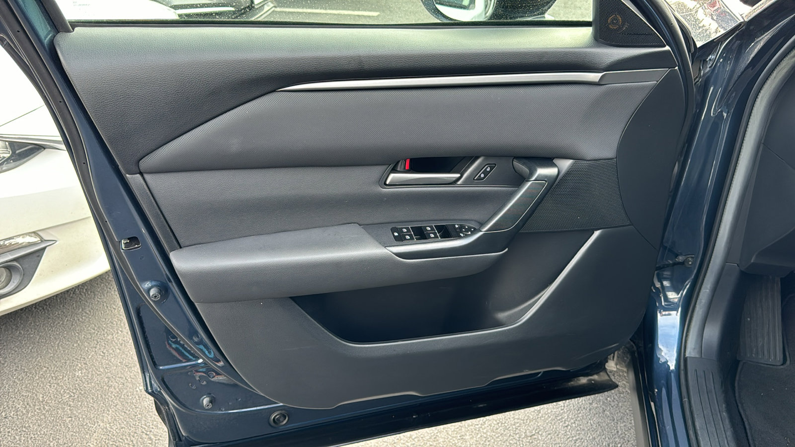 Certified 2024 MAZDA CX-50 AWD 2.5 S w/ Cargo Package image 11