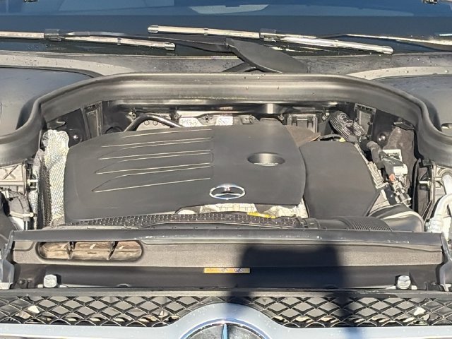 Used 2022 Mercedes-Benz GLC 300 4MATIC image 30