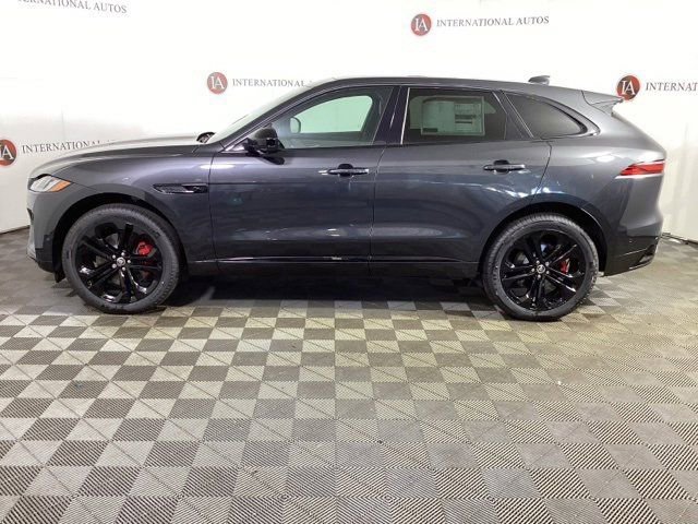 Certified 2025 Jaguar F-PACE R-Dynamic S image 6