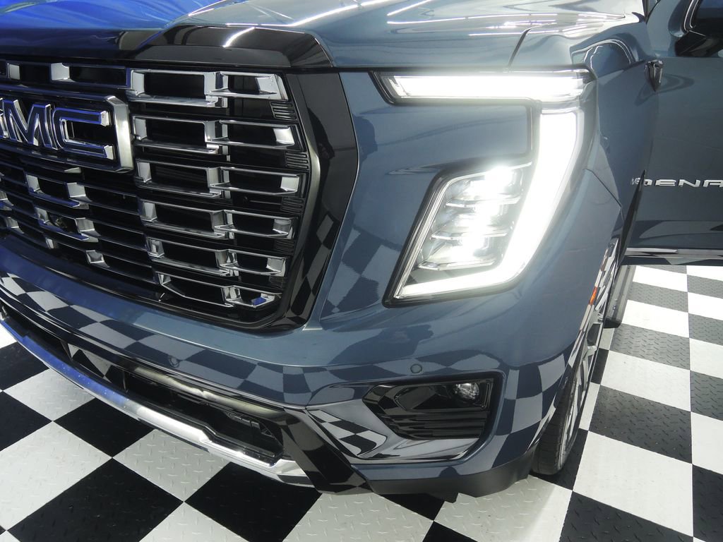 Used 2025 GMC Yukon Denali Ultimate AWD/4WD image 55