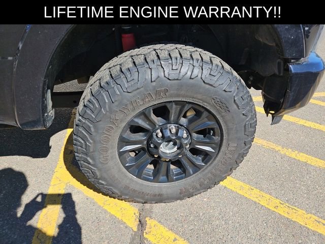 Used 2022 Ford F250 Platinum w/ Tremor Off-Road Package image 9