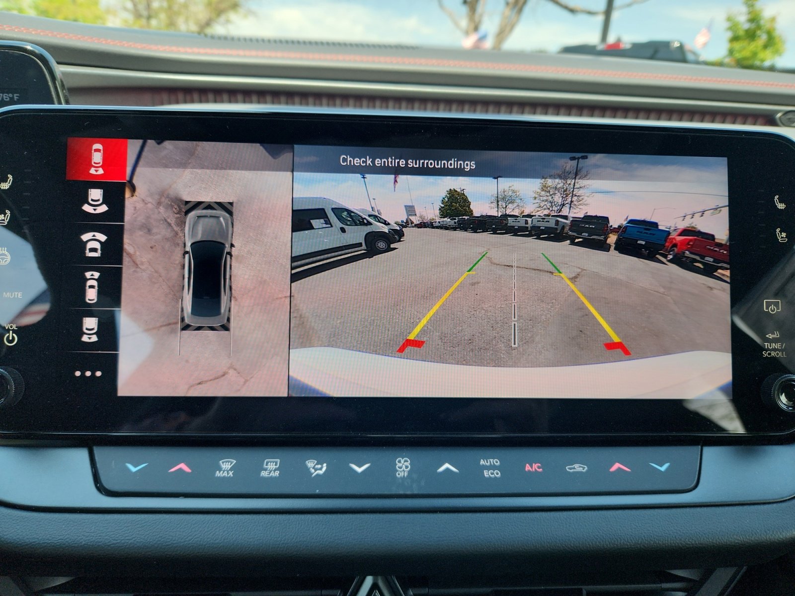 New 2024 Dodge Charger Scat Pack w/ Plus Group image 29