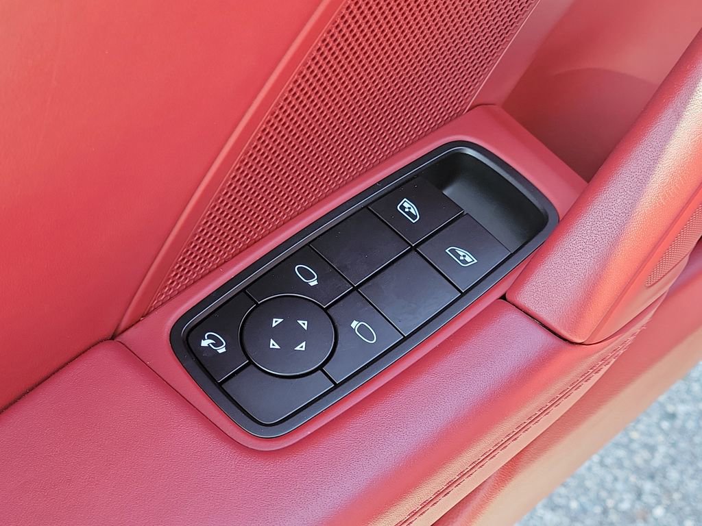 Certified 2022 Porsche 911 Targa 4S image 25