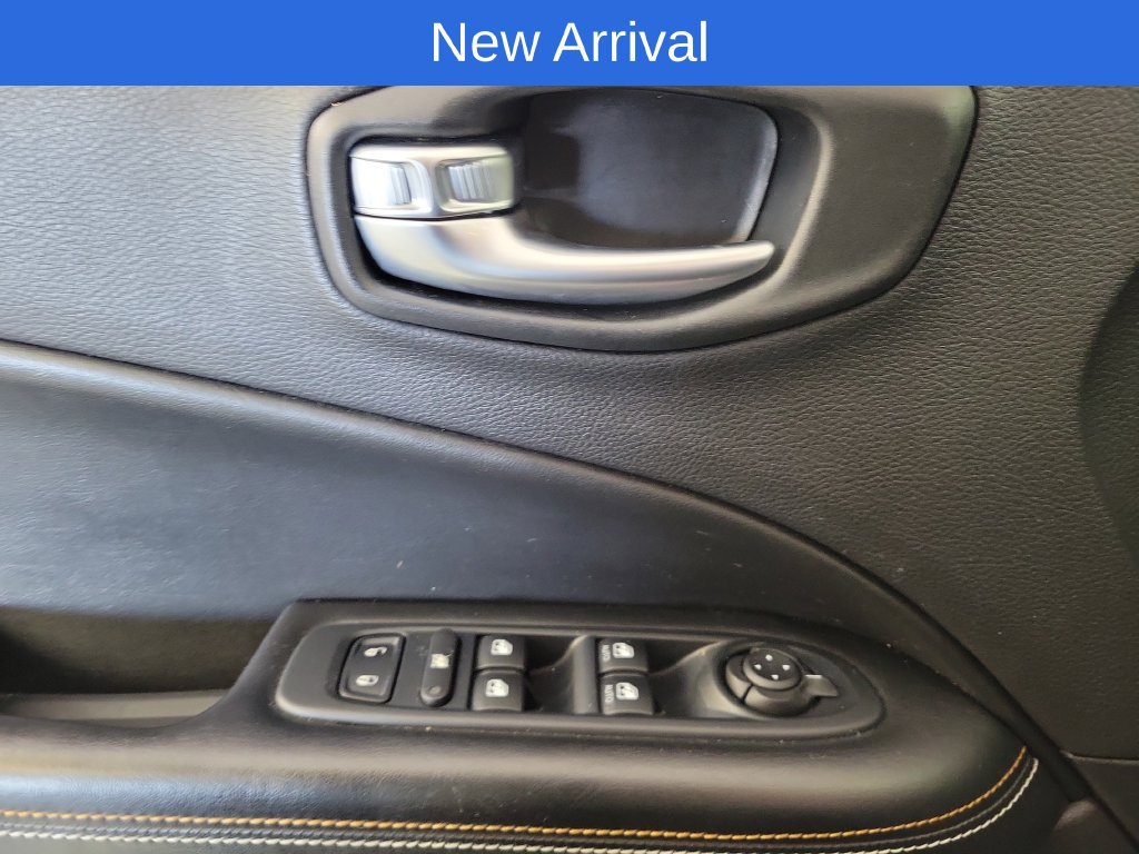 Used 2021 Jeep Compass Latitude FWD image 16