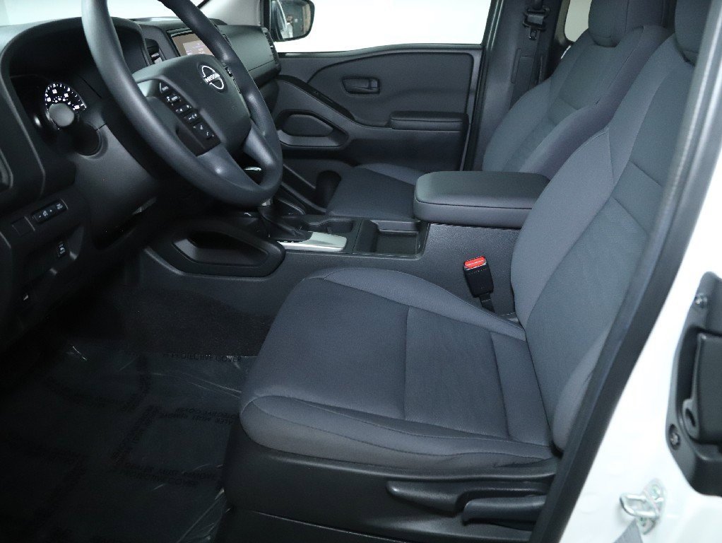Used 2024 Nissan Frontier S w/ S Utility Package image 18