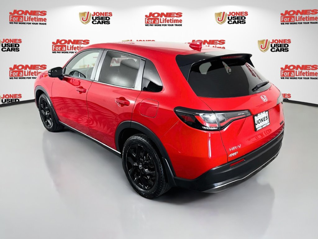 Used 2025 Honda HR-V Sport image 2