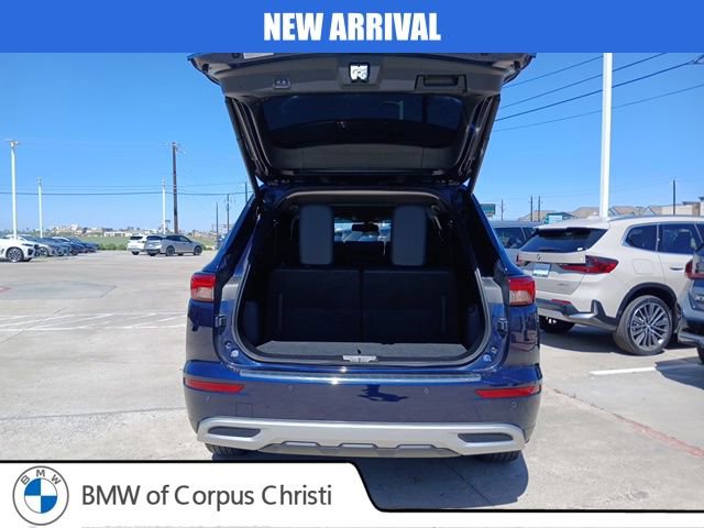 Used 2024 Mitsubishi Outlander SE image 9