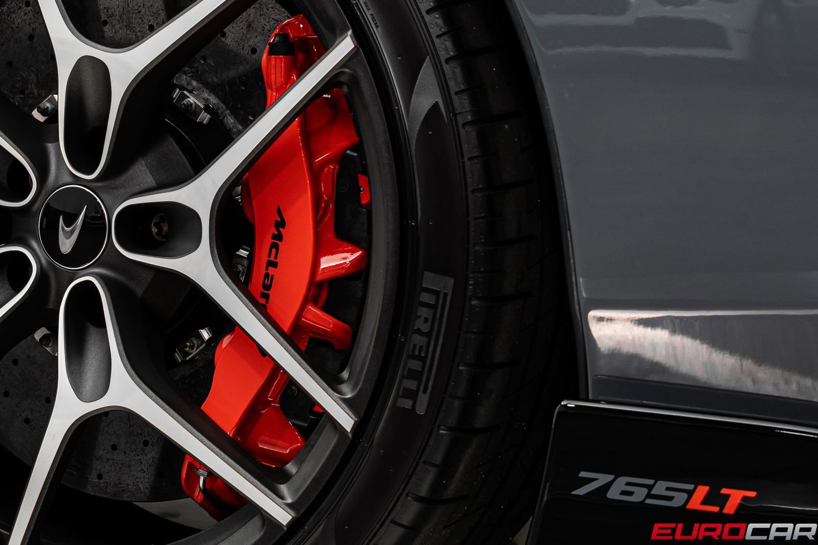 Used 2022 McLaren 765LT image 30