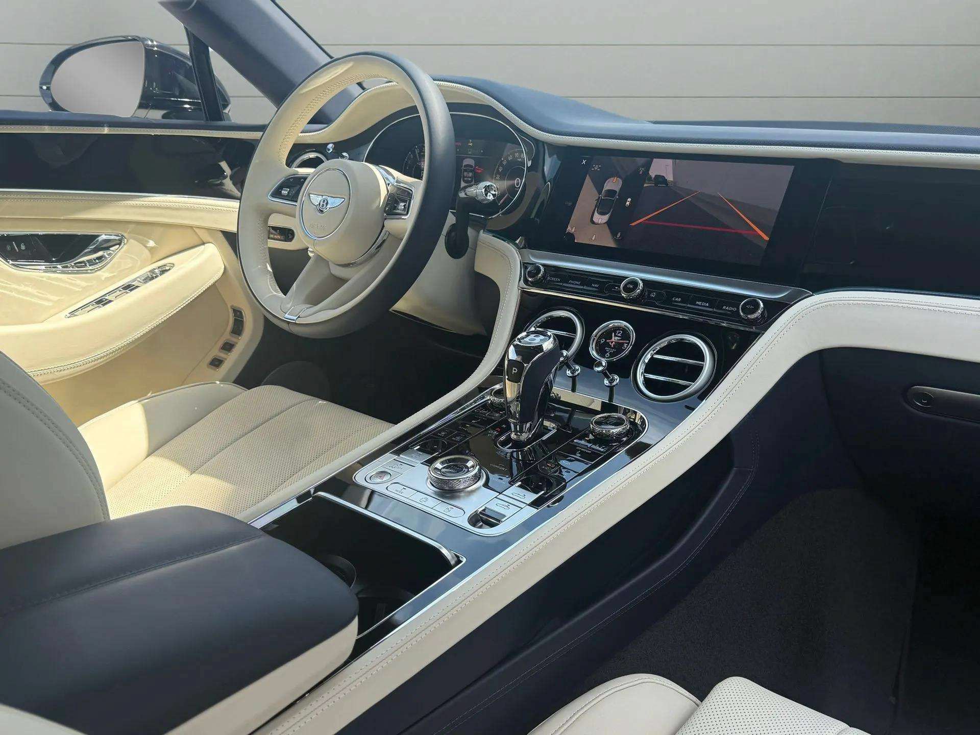 New 2026 Bentley Continental GTC AWD/4WD image 2