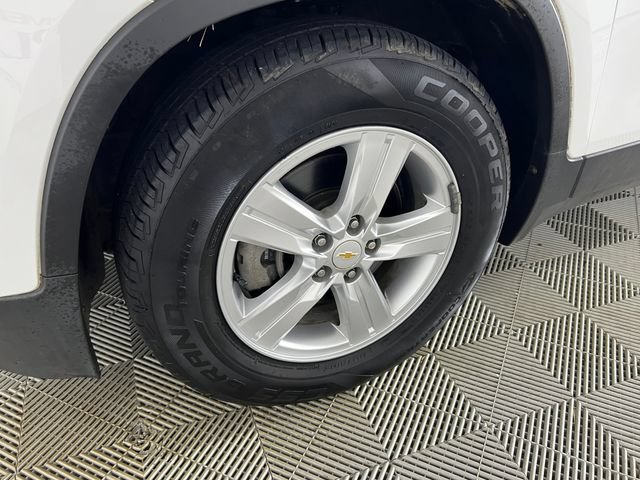 Used 2018 Chevrolet Trax LT w/ LT Convenience Package FWD image 25