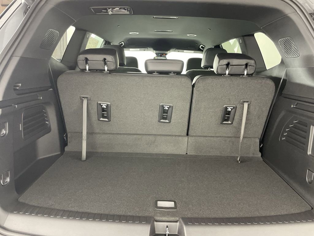 Used 2025 Buick Enclave Sport Touring image 26