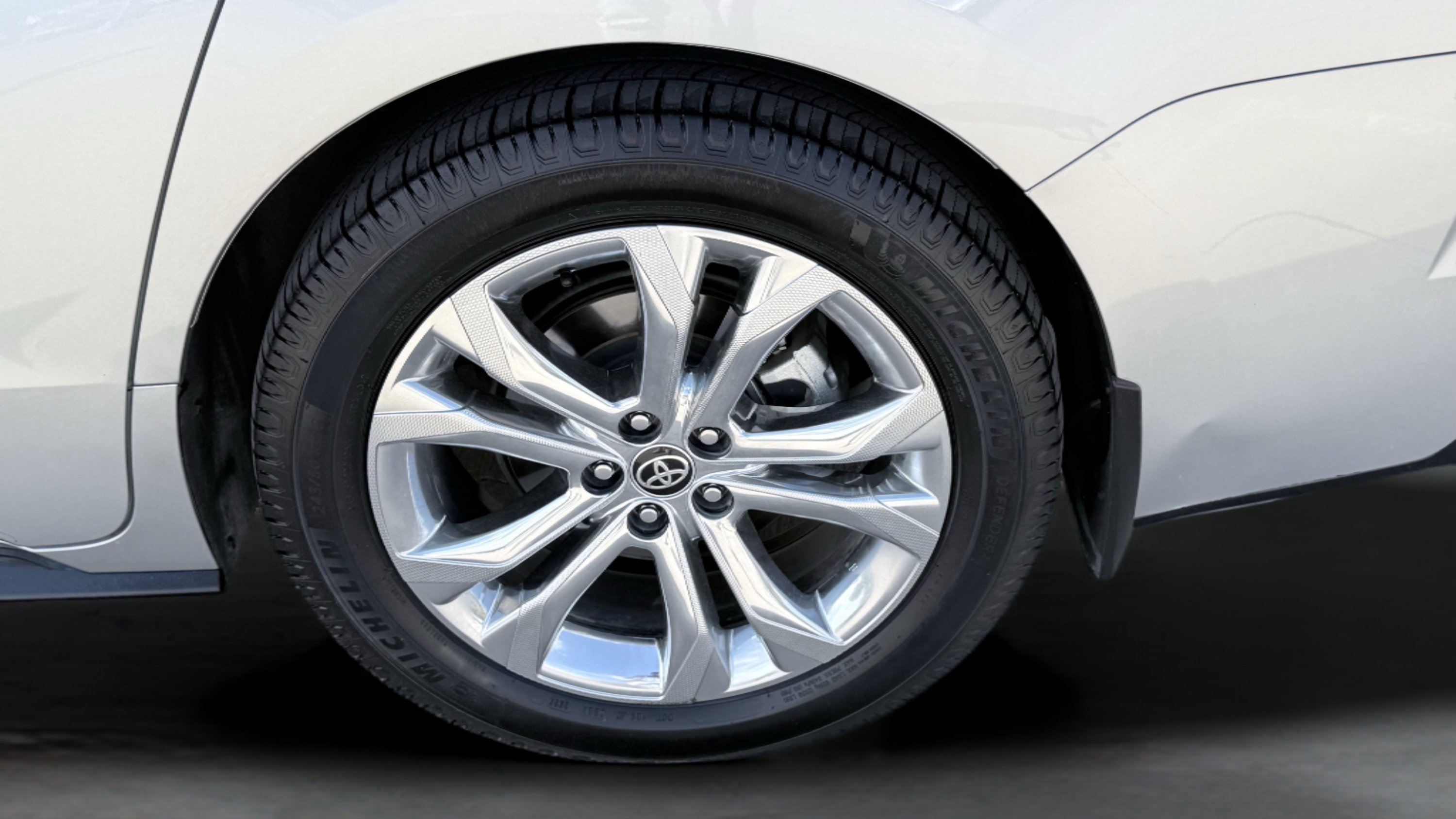 Used 2022 Toyota Sienna Platinum FWD image 17