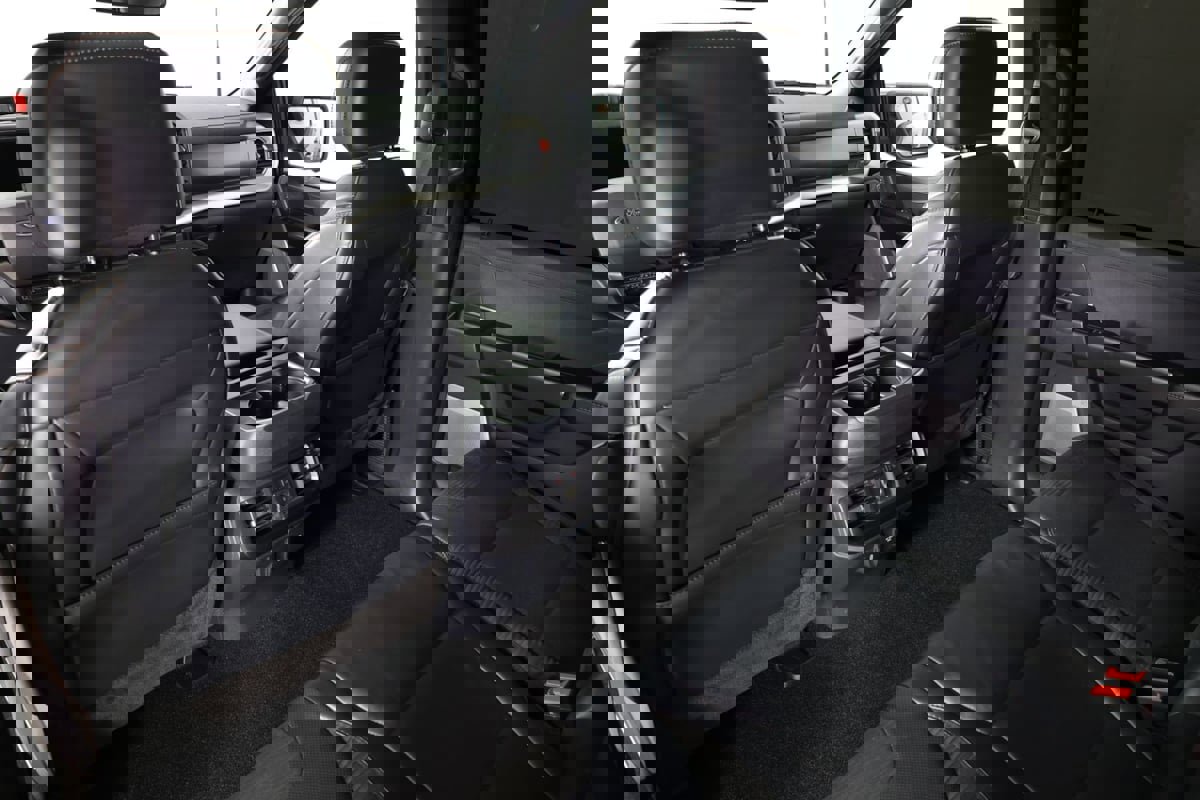 Used 2022 Ford F150 Raptor w/ Equipment Group 801A High AWD/4WD image 52