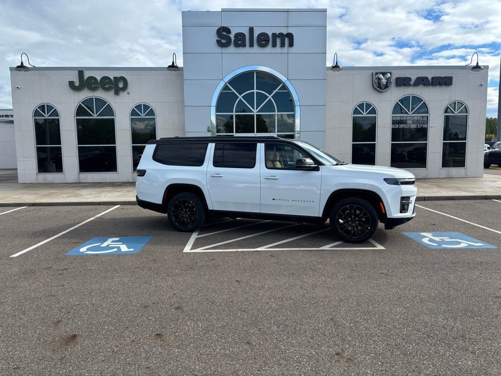 New 2026 Jeep Grand Wagoneer L Summit AWD/4WD image 1