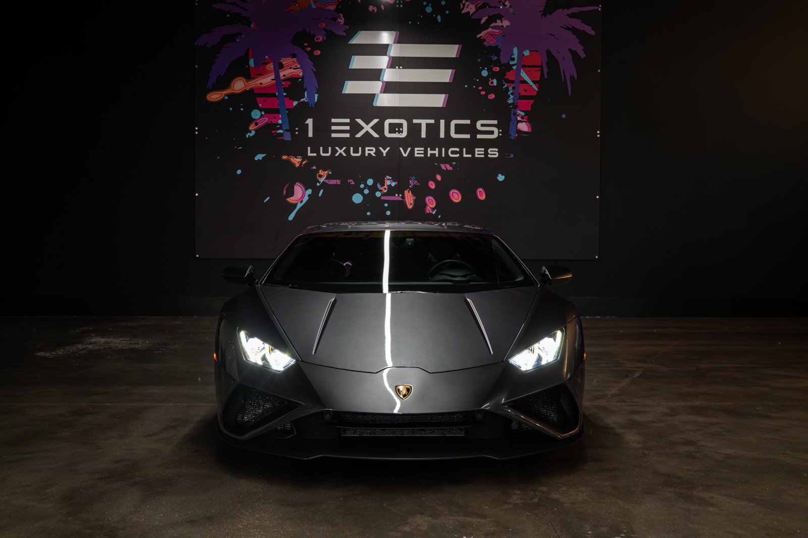 Used 2021 Lamborghini Huracan EVO RWD image 3