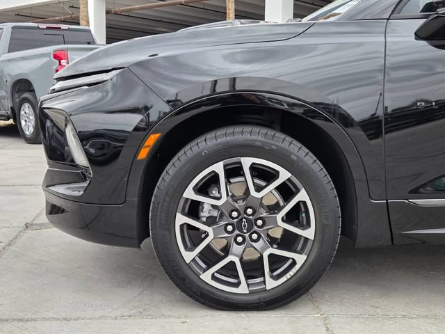 Certified 2023 Chevrolet Blazer RS w/ Driver Confidence II Package FWD image 9