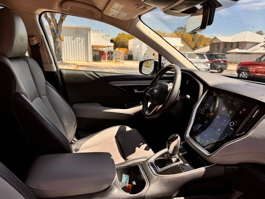 Used 2024 Subaru Outback Limited image 31