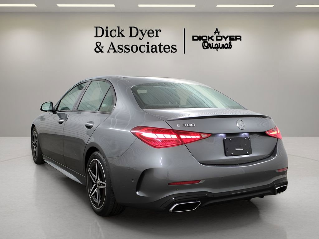 Used 2024 Mercedes-Benz C 300 Sedan image 4
