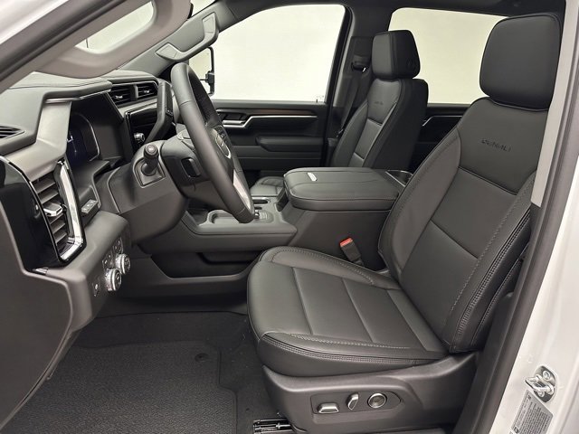 New 2026 GMC Sierra 3500 Denali w/ Denali Reserve Package image 19