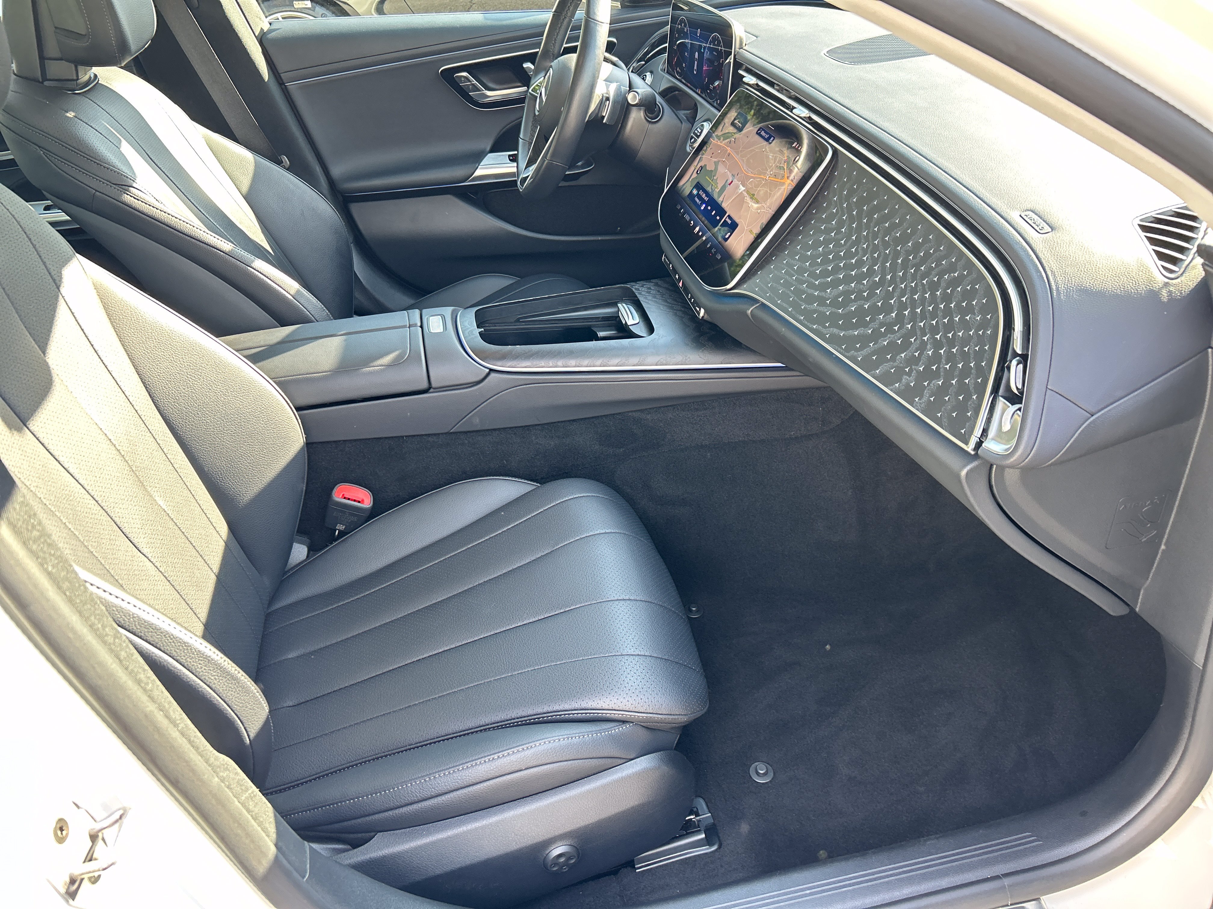 Certified 2025 Mercedes-Benz E 350 Sedan w/ Winter Package image 49