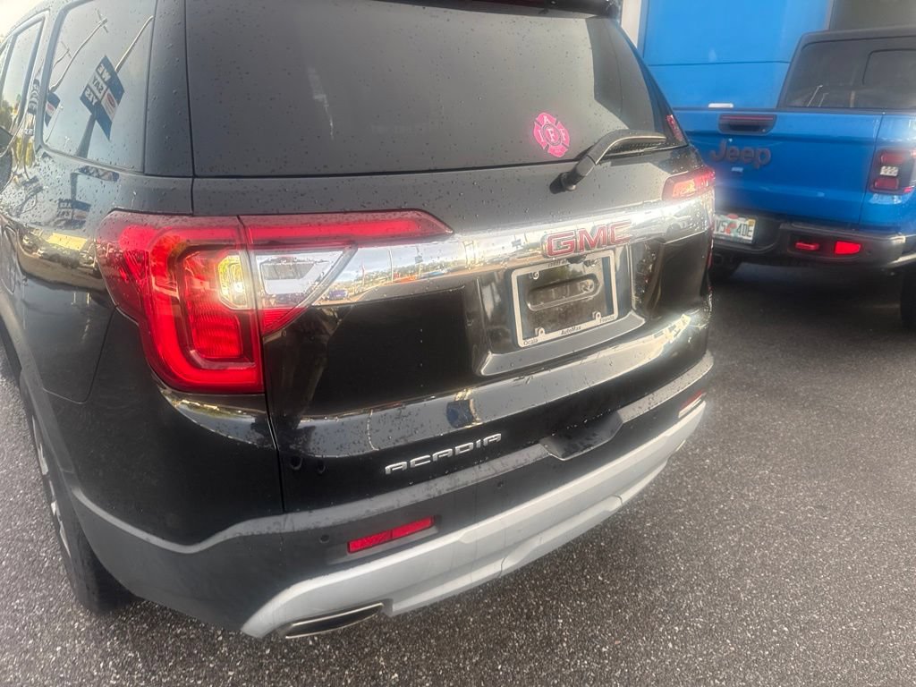 Used 2023 GMC Acadia SLE FWD image 6