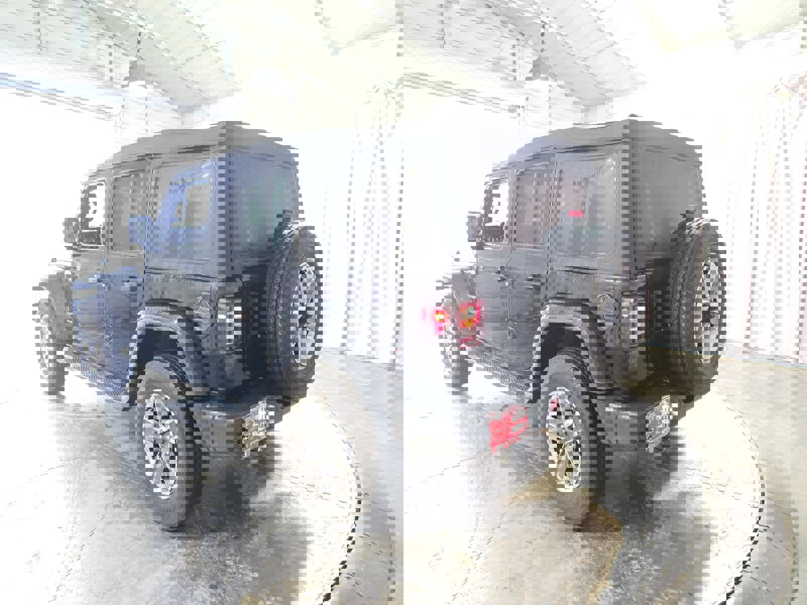 Used 2022 Jeep Wrangler Unlimited Sahara image 7
