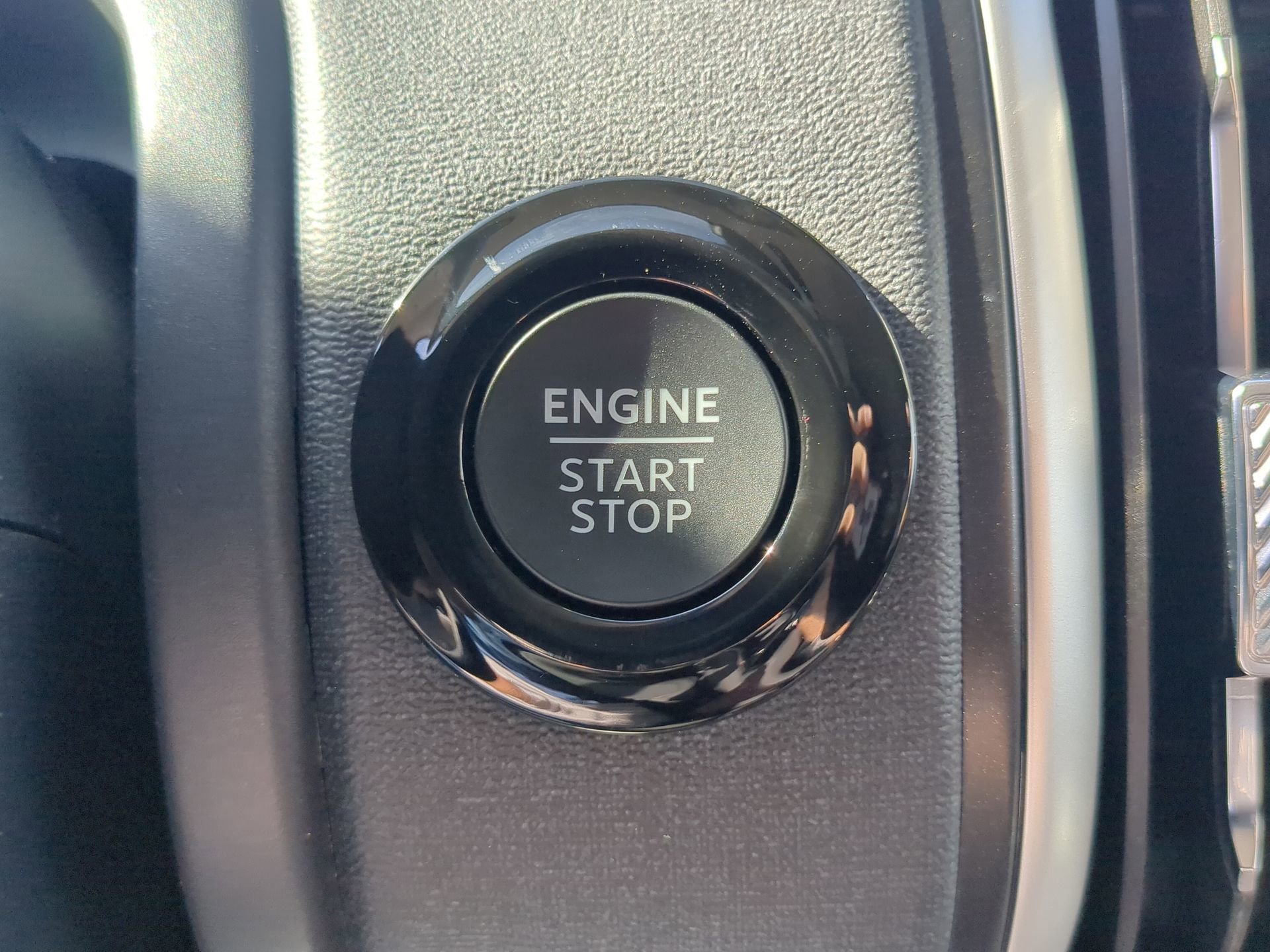 New 2025 Ford Expedition Active image 66