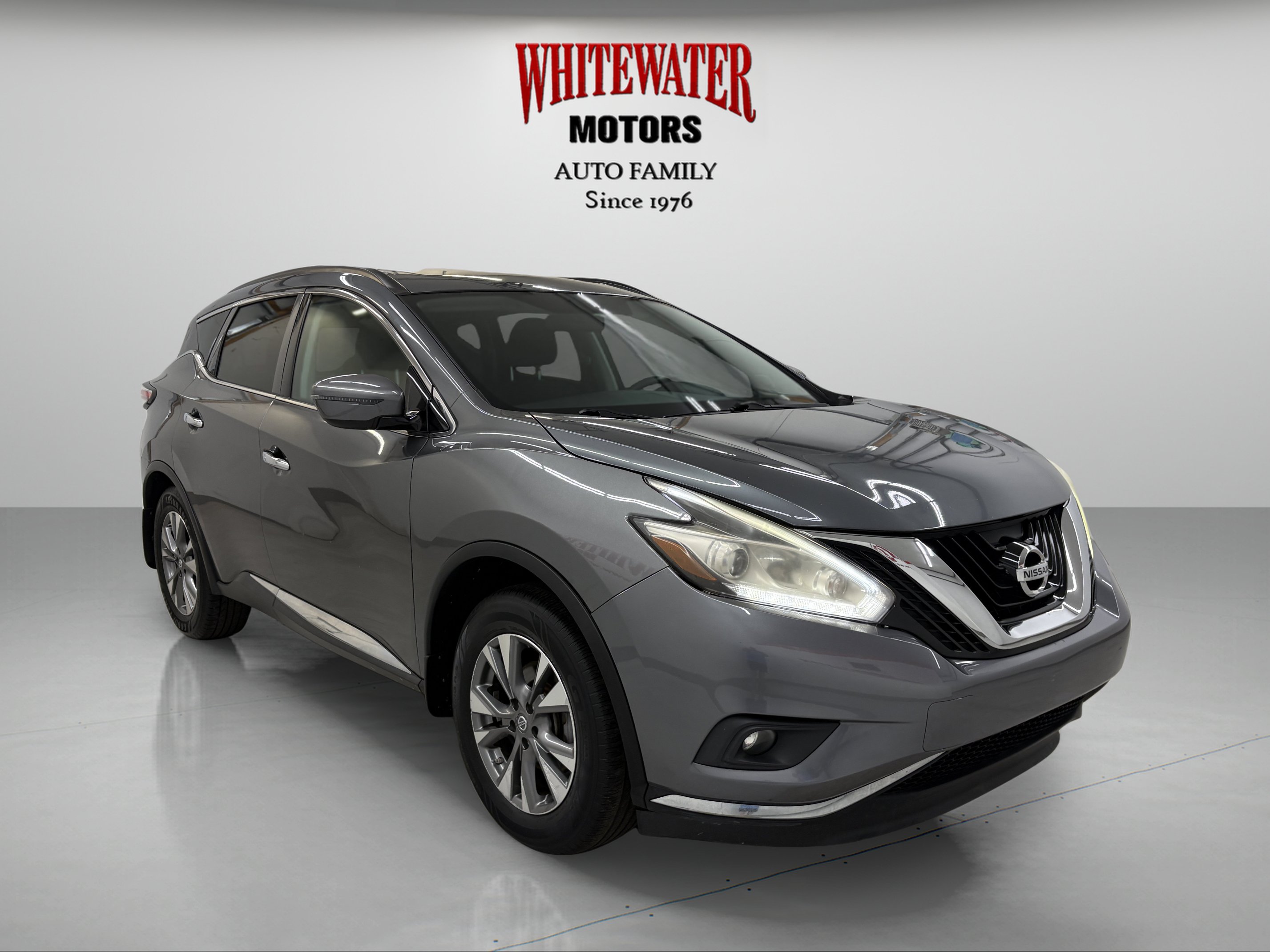 Used 2016 Nissan Murano SV w/ Premium Package AWD/4WD image 5