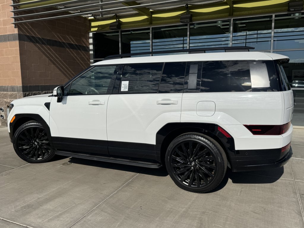 Used 2024 Hyundai Santa Fe Calligraphy image 5