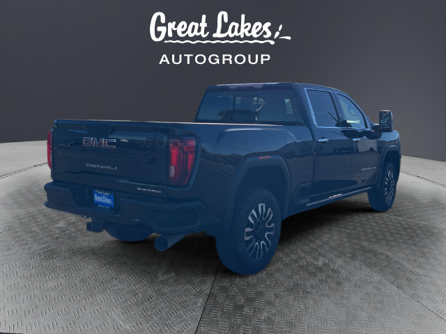 Used 2022 GMC Sierra 2500 Denali w/ Denali Black Diamond Edition AWD/4WD image 5