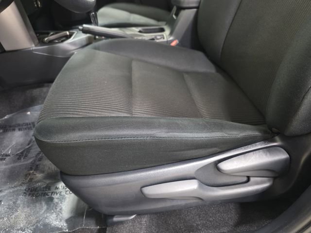 Used 2016 Toyota RAV4 LE FWD image 29