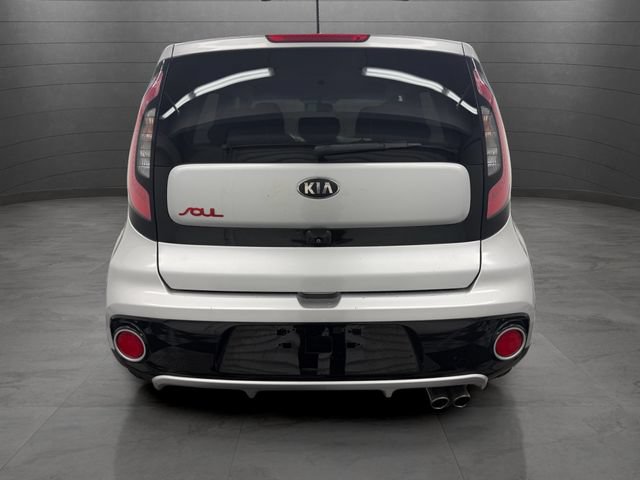 Used 2018 Kia Soul ! w/ Tech Package FWD image 4