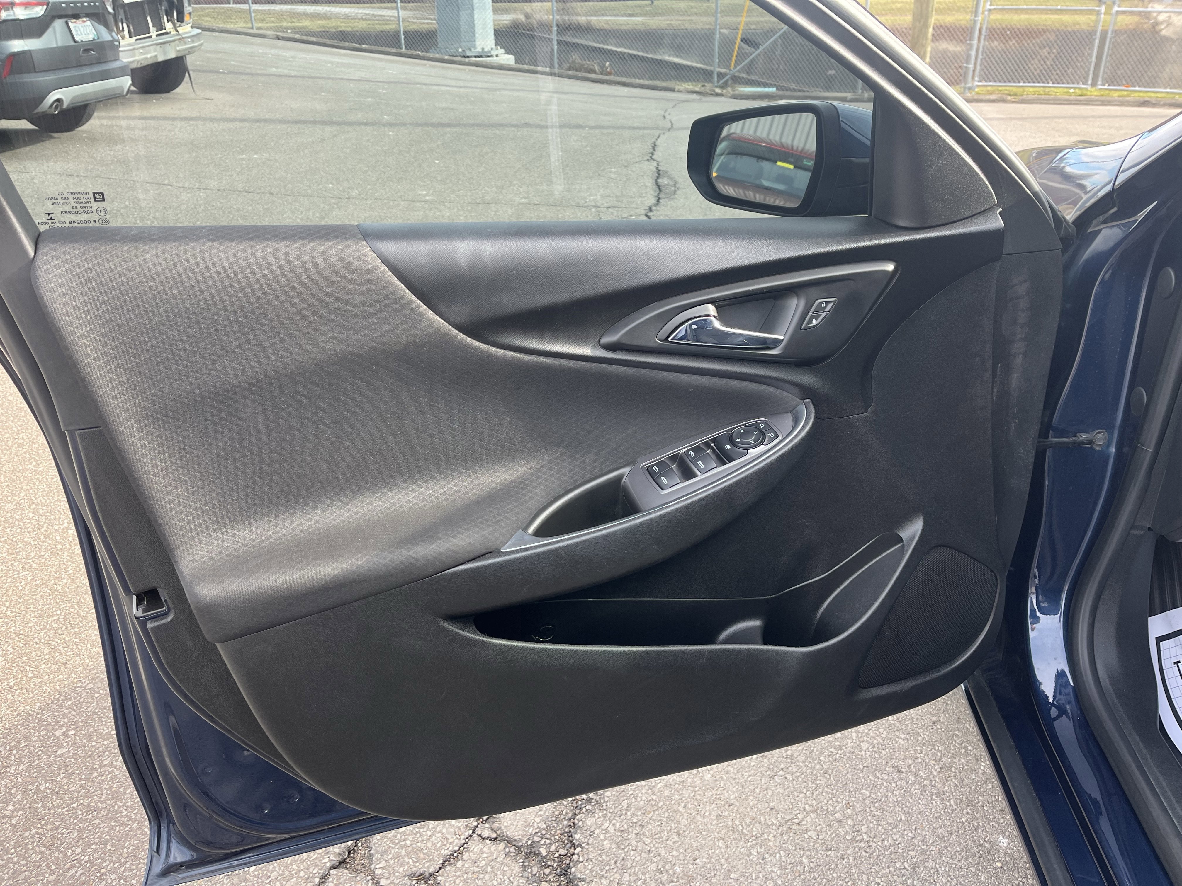 Used 2020 Chevrolet Malibu LT image 26