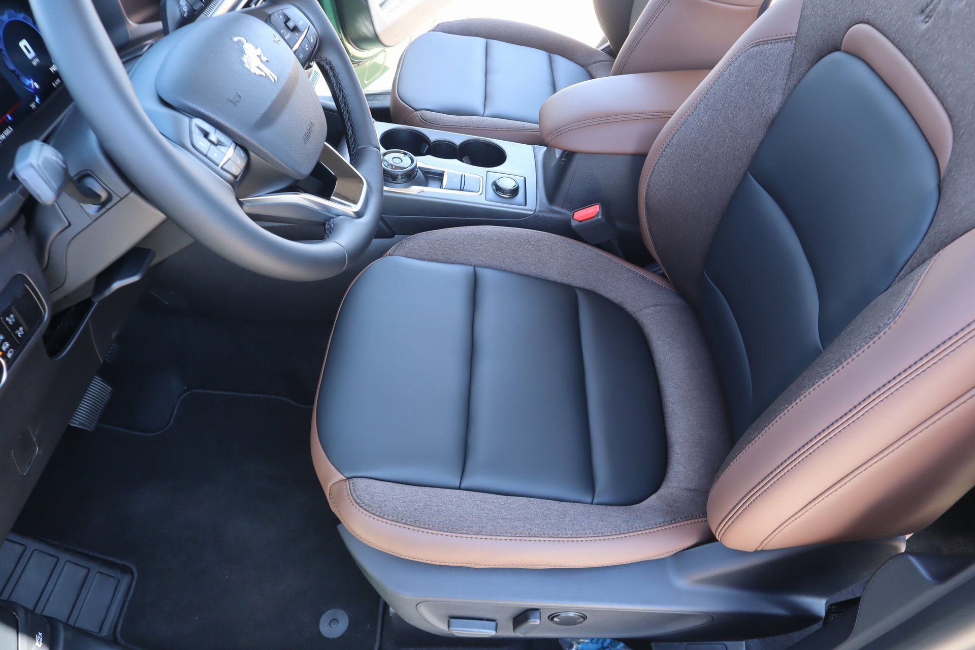 New 2025 Ford Bronco Sport Outer Banks w/ Outer Banks Tech Package+ image 12