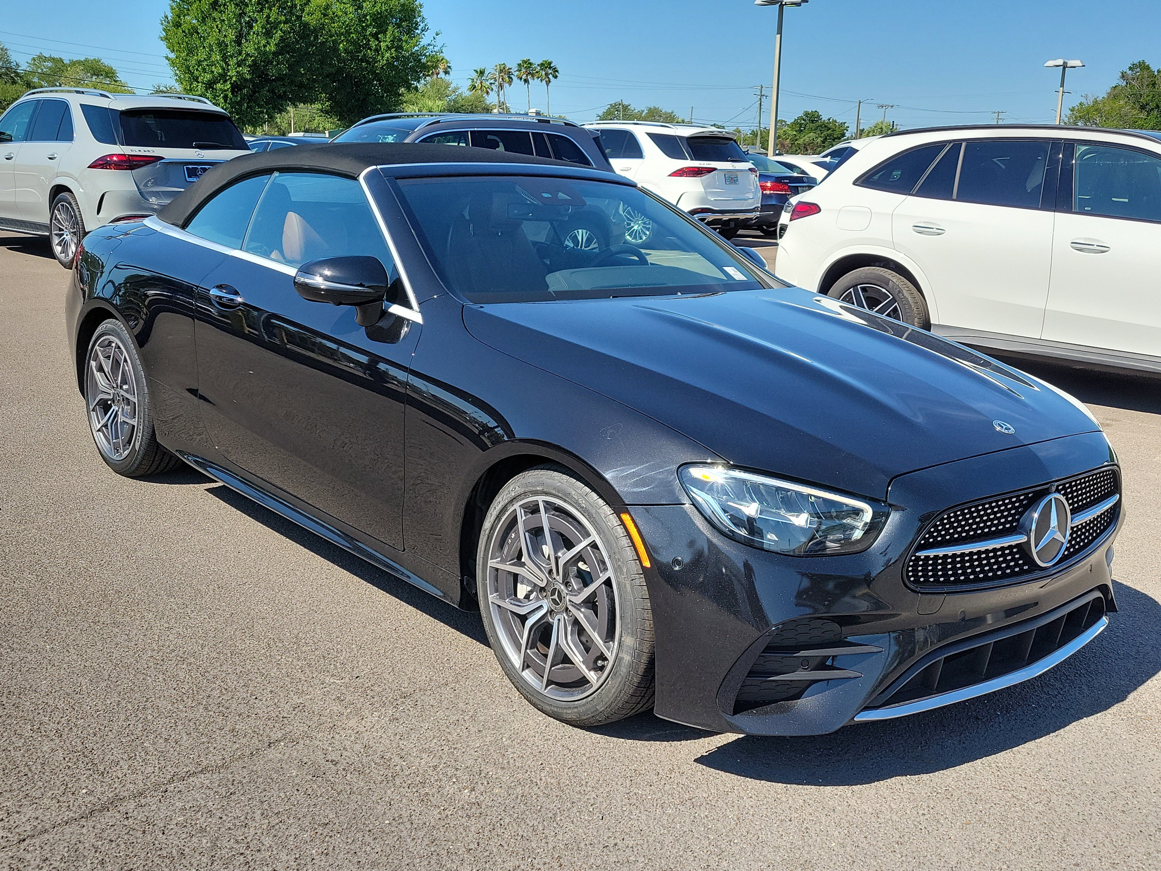 Used 2023 Mercedes-Benz E 450 Cabriolet image 2